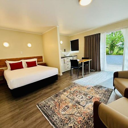 Colonial City Motel แฮมิลตัน ภายนอก รูปภาพ