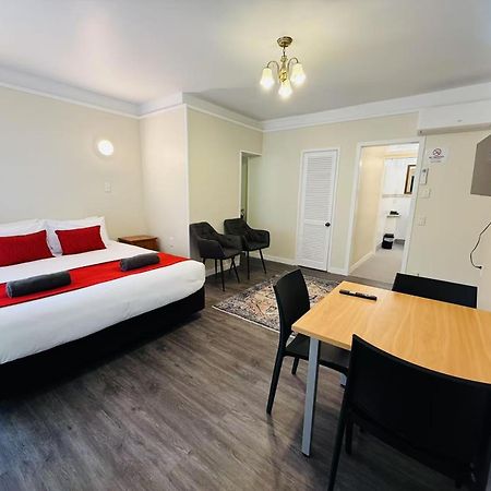 Colonial City Motel แฮมิลตัน ภายนอก รูปภาพ