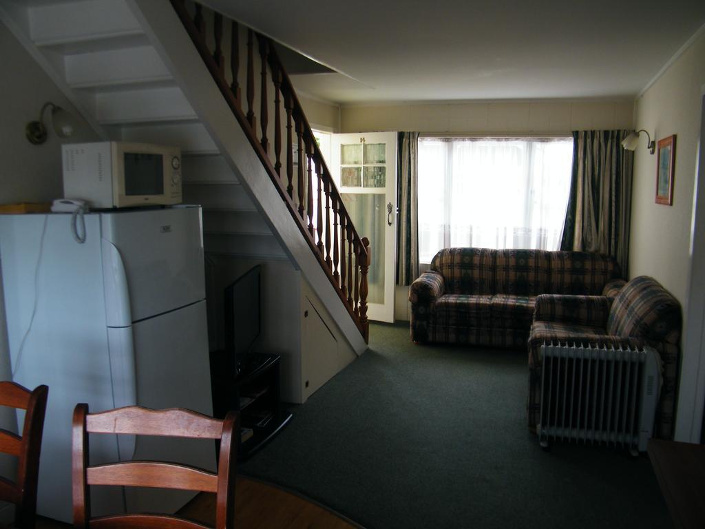 Colonial City Motel แฮมิลตัน ภายนอก รูปภาพ