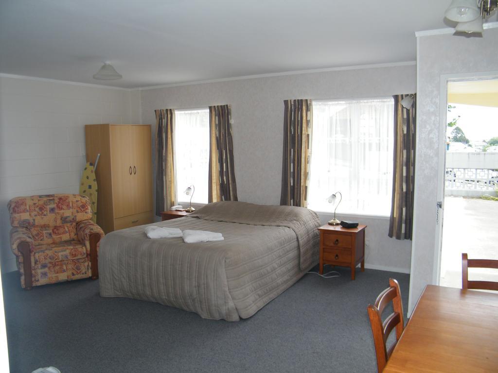 Colonial City Motel แฮมิลตัน ภายนอก รูปภาพ