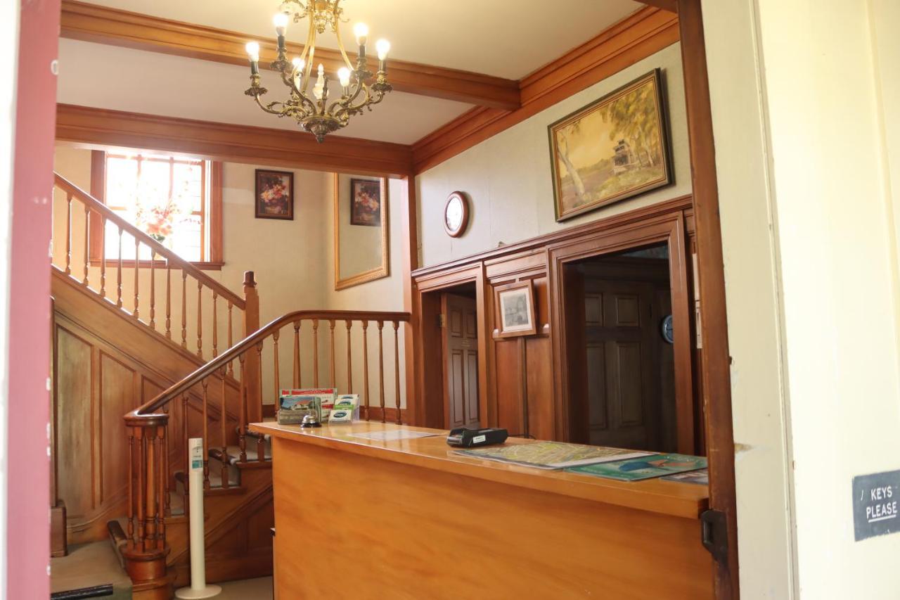 Colonial City Motel แฮมิลตัน ภายนอก รูปภาพ
